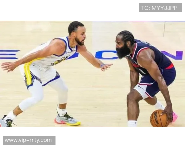 库里赛前幽默互动哈登称我们还在打呢展现友谊与竞技精神